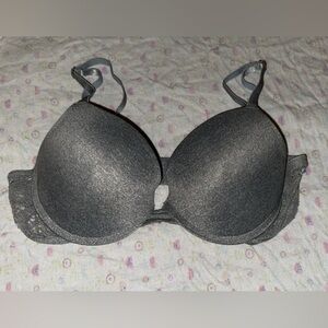 Soft lace on the side used